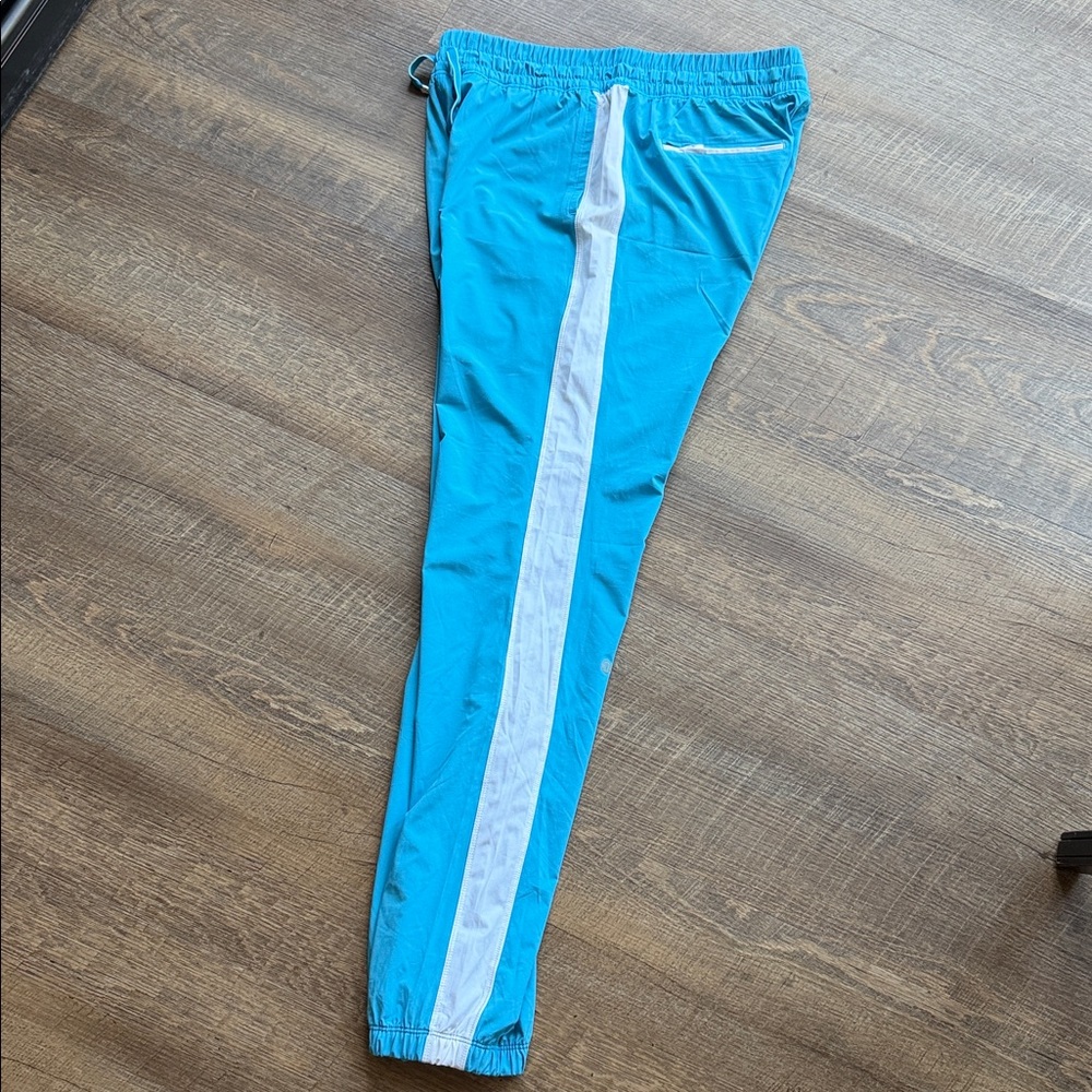 Lululemon Blue and White Track Pants 8 - Picture 8 of 9